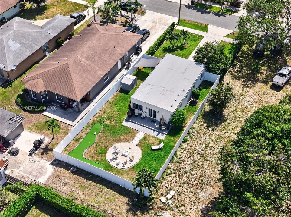 : $550,000 (2 beds, 2 baths, 1080 Square Feet)