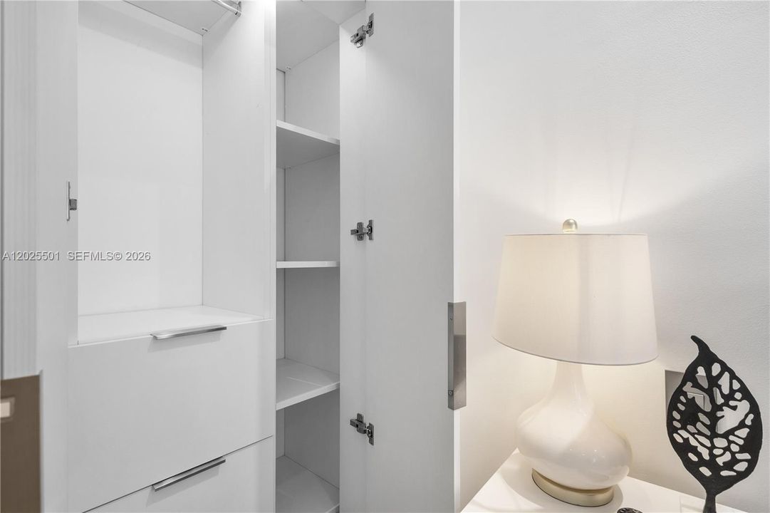 En Renta: $14,900 (3 camas, 3 baños, 3242 Pies cuadrados)