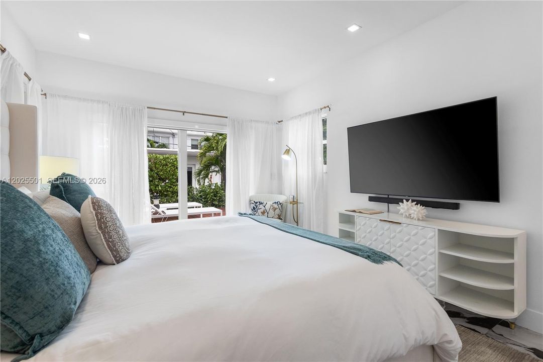 En Renta: $14,900 (3 camas, 3 baños, 3242 Pies cuadrados)