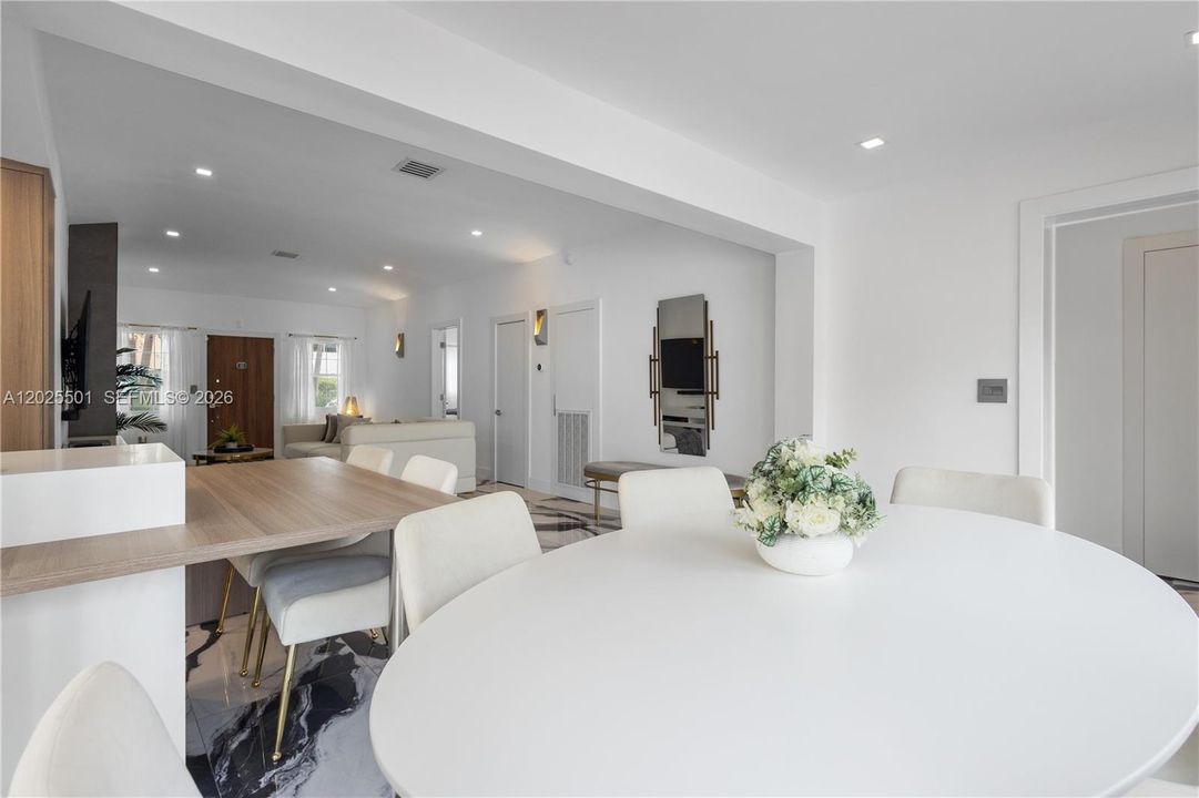 En Renta: $14,900 (3 camas, 3 baños, 3242 Pies cuadrados)