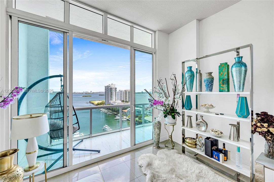 For Rent: $4,500 (2 beds, 2 baths, 1223 Square Feet)