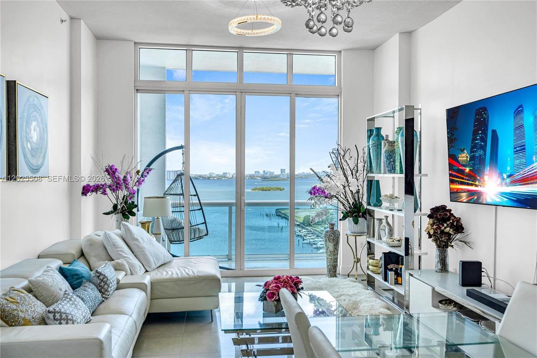 For Rent: $4,500 (2 beds, 2 baths, 1223 Square Feet)