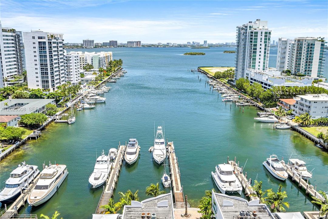 For Rent: $4,500 (2 beds, 2 baths, 1223 Square Feet)