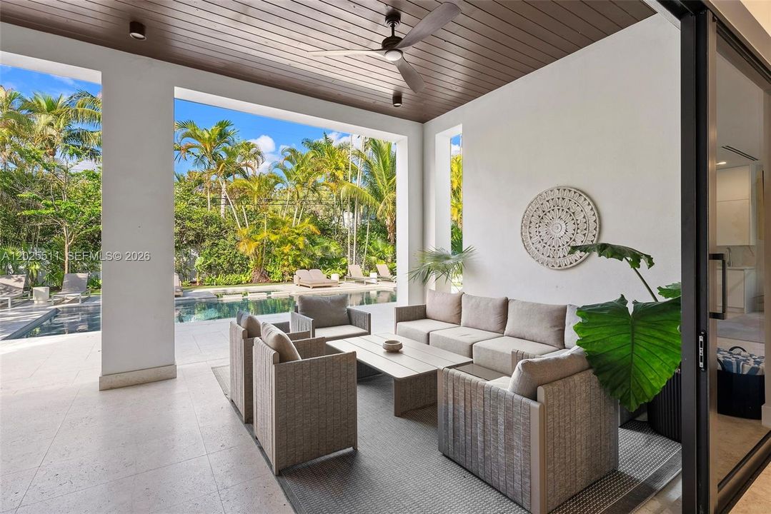 For Sale: $3,950,000 (5 beds, 5 baths, 3848 Square Feet)