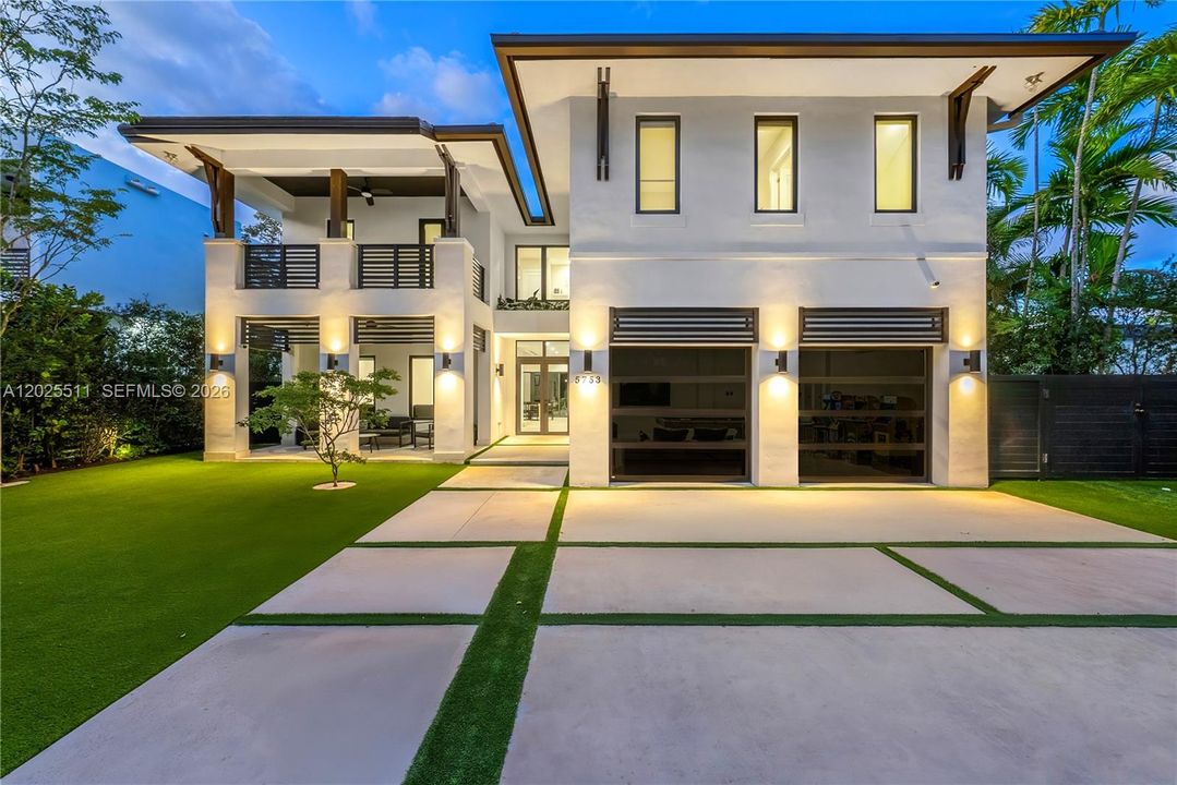 For Sale: $3,950,000 (5 beds, 5 baths, 3848 Square Feet)