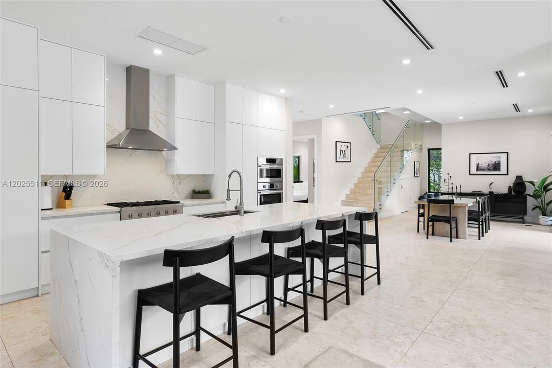 For Sale: $3,950,000 (5 beds, 5 baths, 3848 Square Feet)