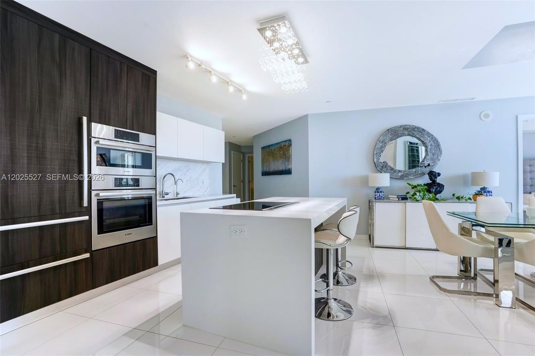 For Rent: $8,500 (2 beds, 3 baths, 1559 Square Feet)