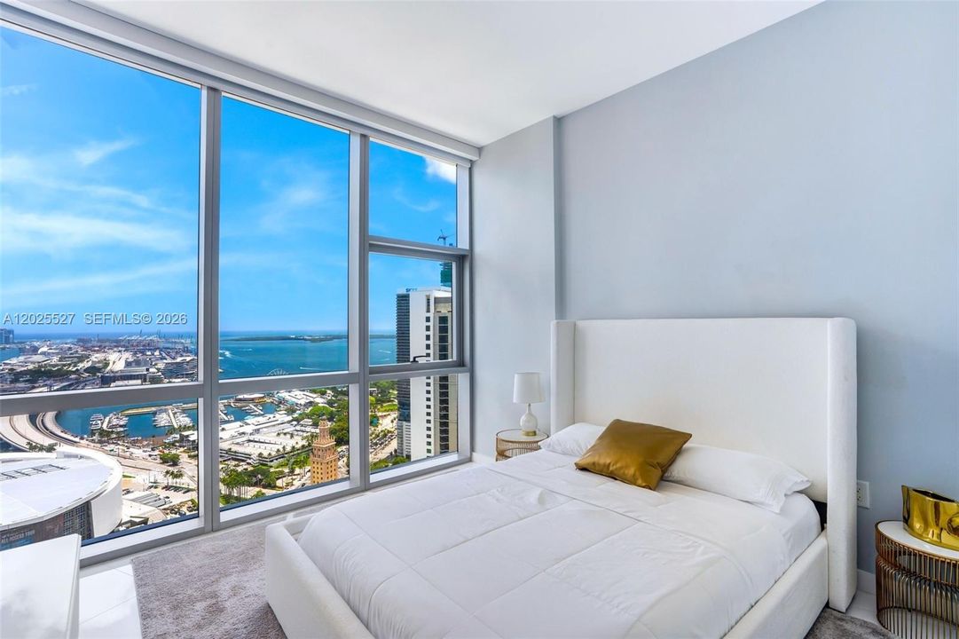 For Rent: $8,500 (2 beds, 3 baths, 1559 Square Feet)