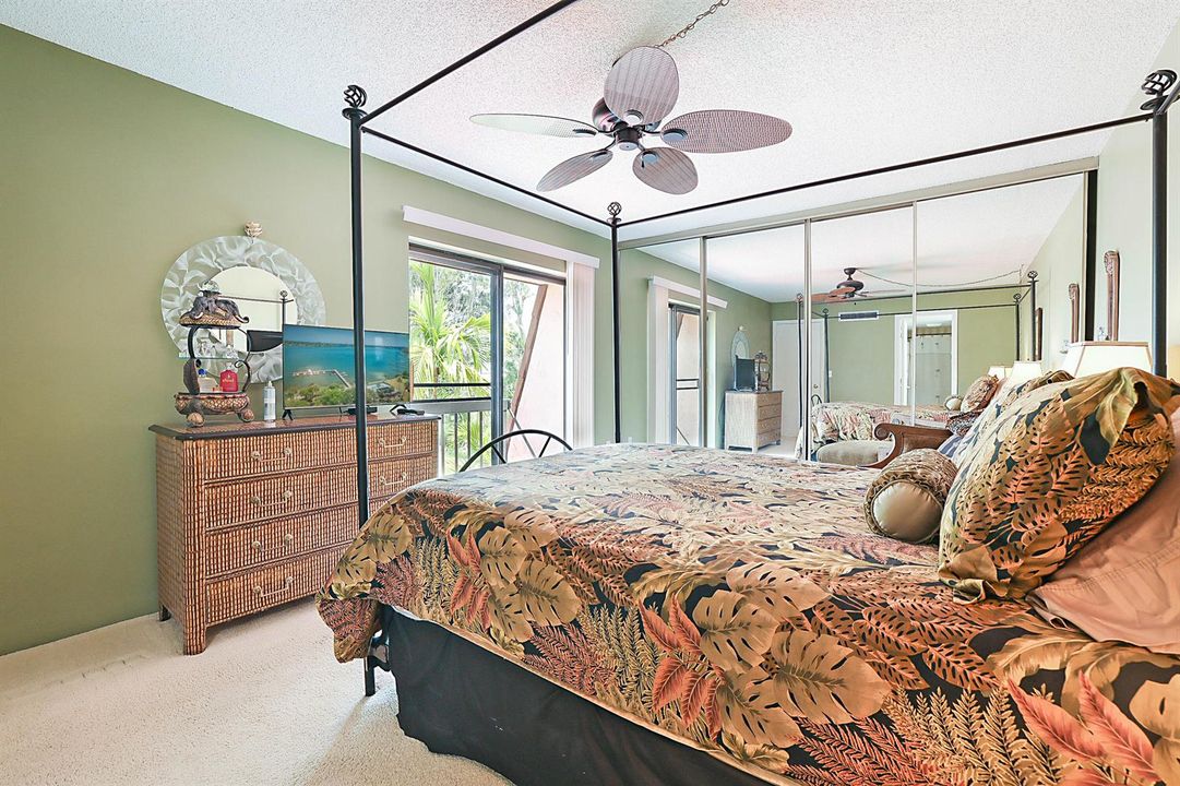 835 Center St 11C-17