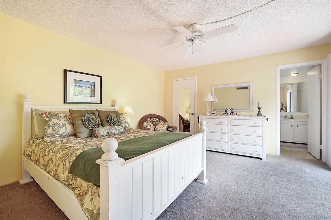 835 Center St 11C-19