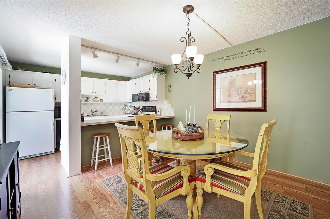 835 Center St 11C-8