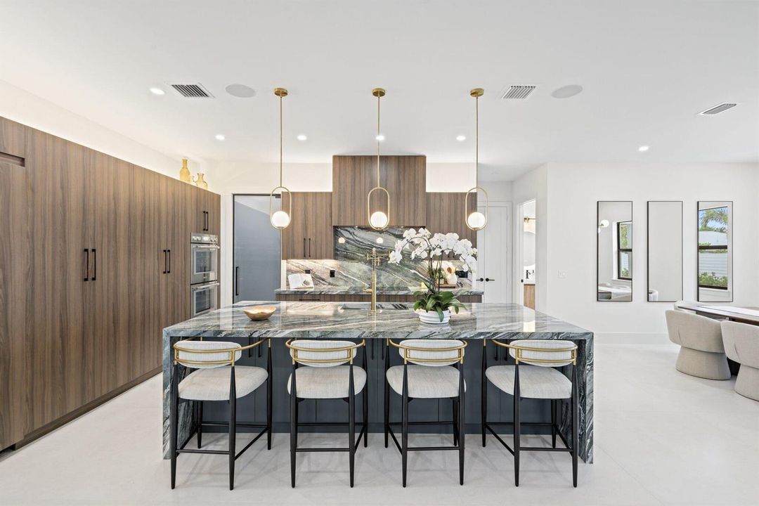 1160 Emerald Lane - 16.jpg-SMALL