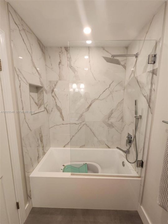En Venta: $675,000 (3 camas, 2 baños, 0 Pies cuadrados)