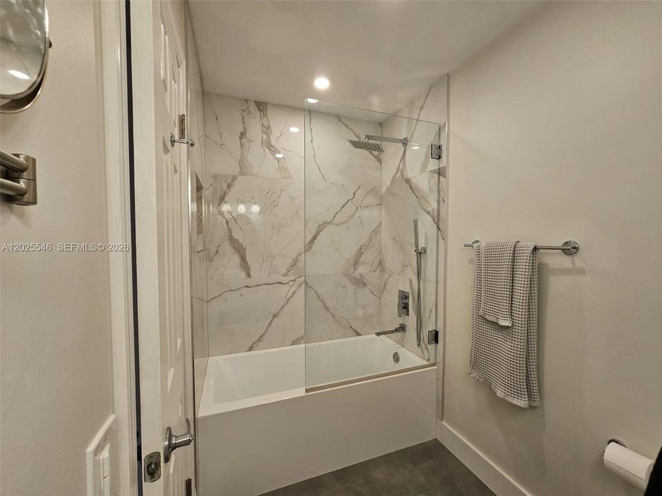 En Venta: $675,000 (3 camas, 2 baños, 0 Pies cuadrados)