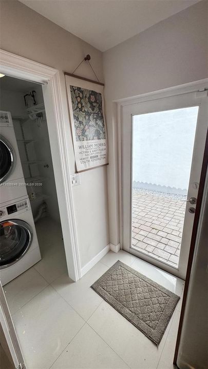 En Venta: $675,000 (3 camas, 2 baños, 0 Pies cuadrados)