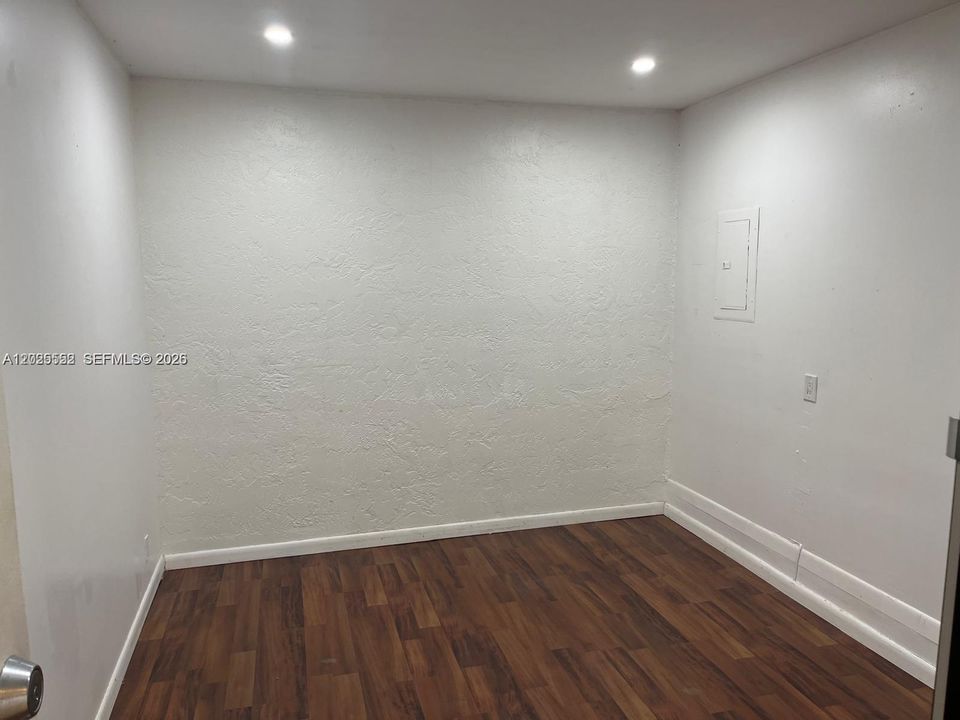 En Renta: $3,000 (3 camas, 2 baños, 974 Pies cuadrados)