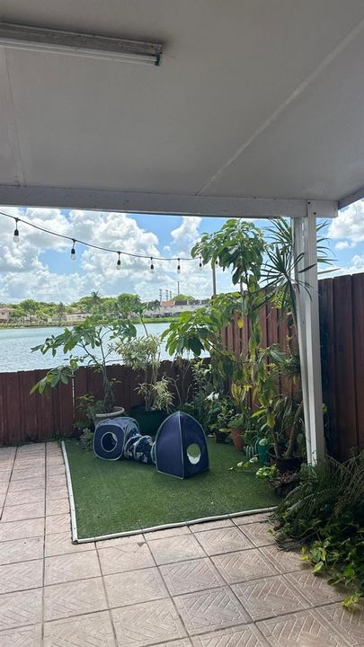 En Venta: $450,999 (3 camas, 2 baños, 1462 Pies cuadrados)