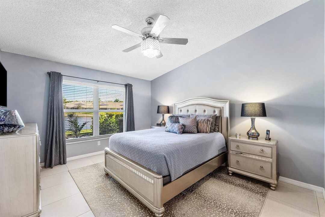 024-9463SwanseaLane-WestPalmBeach-FL-334