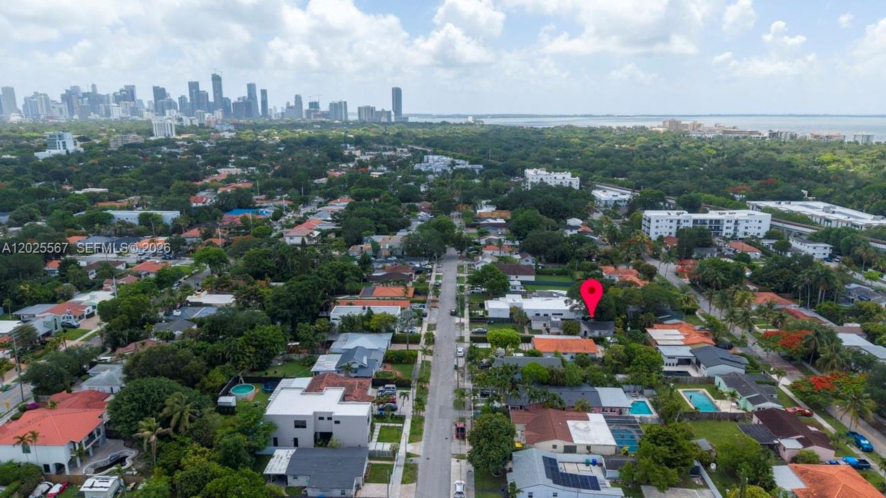 For Sale: $1,380,000 (4 beds, 3 baths, 1246 Square Feet)