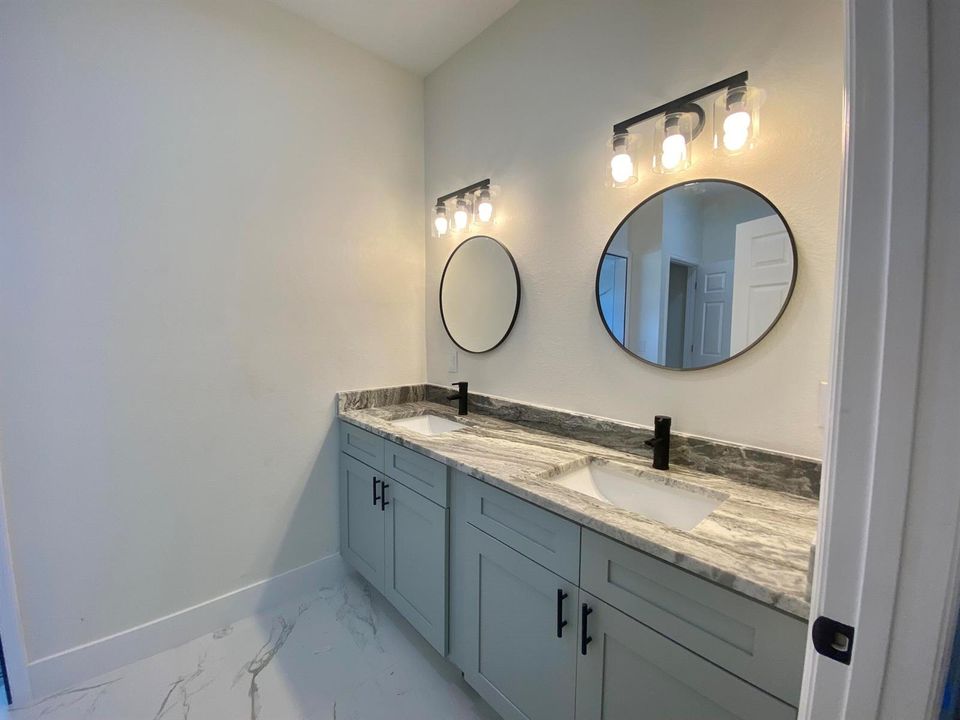 primary bath
