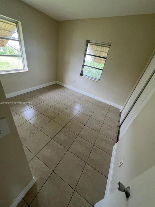 В аренду: $2,500 (3 спален, 2 ванн, 1032 Квадратных фут)
