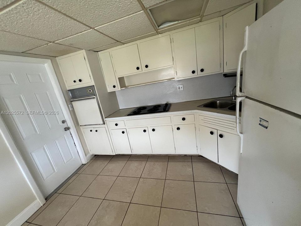 В аренду: $2,500 (3 спален, 2 ванн, 1032 Квадратных фут)