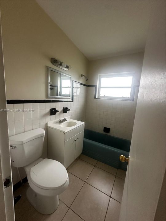 В аренду: $2,500 (3 спален, 2 ванн, 1032 Квадратных фут)