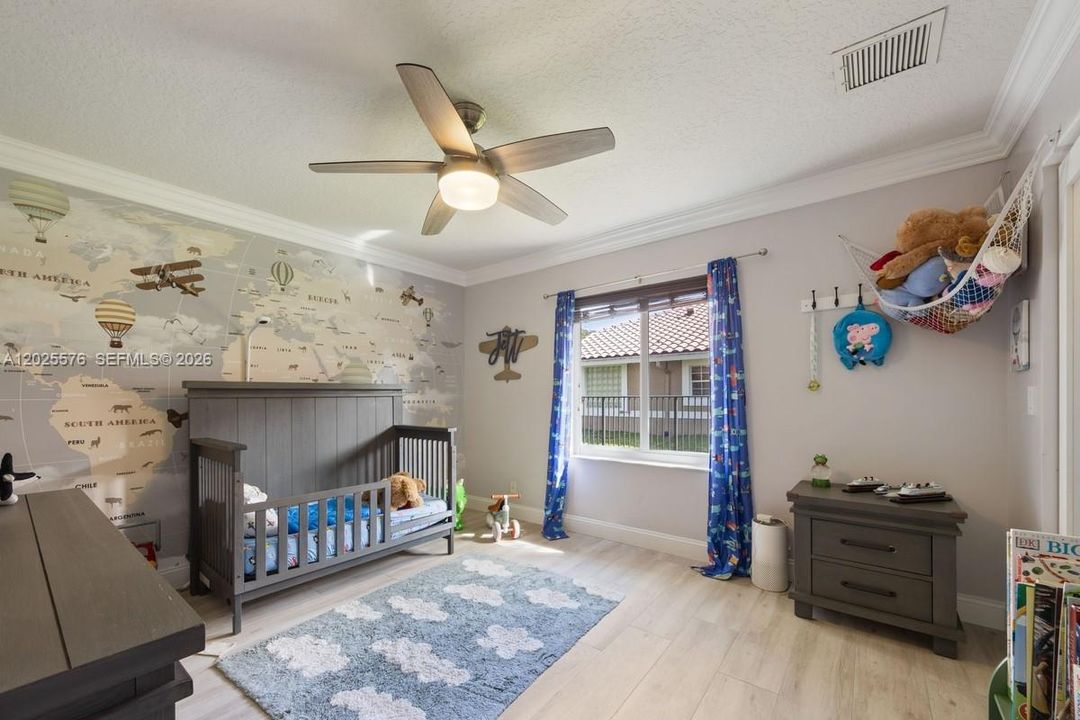 Active With Contract: $6,500 (5 beds, 3 baths, 2707 Square Feet)