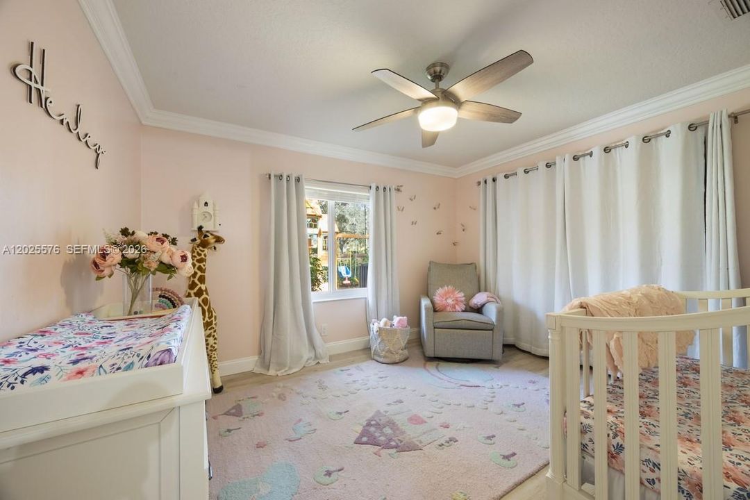 Active With Contract: $6,500 (5 beds, 3 baths, 2707 Square Feet)