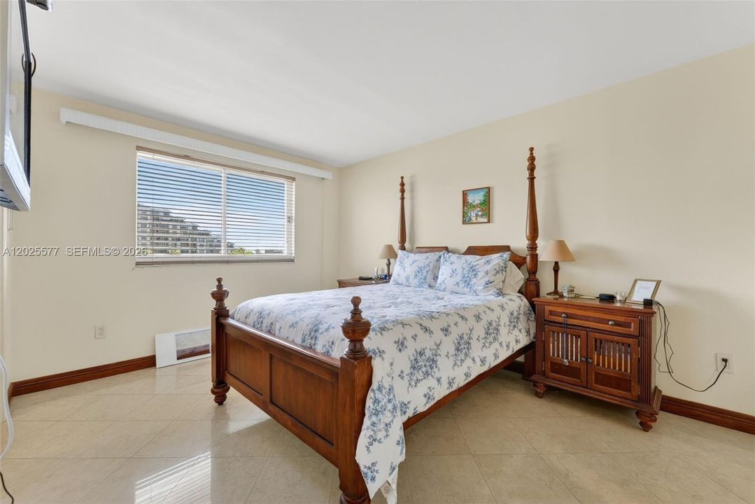 Active With Contract: $1,500,000 (4 beds, 2 baths, 1730 Square Feet)