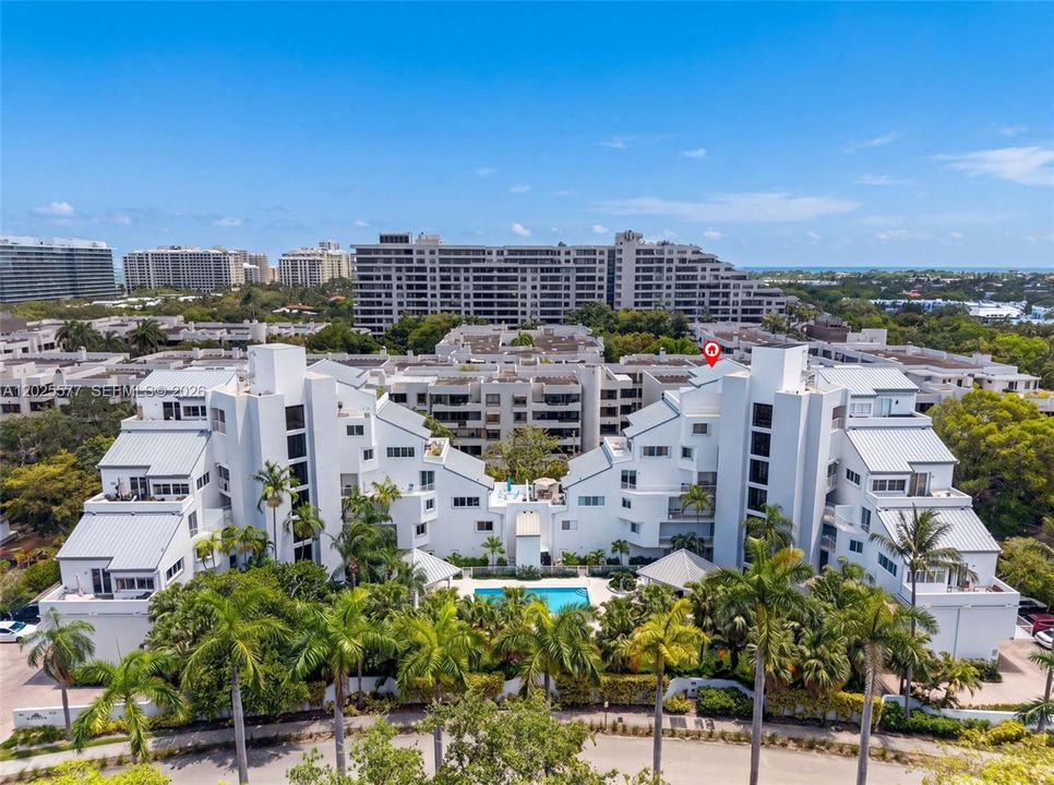 Active With Contract: $1,500,000 (4 beds, 2 baths, 1730 Square Feet)