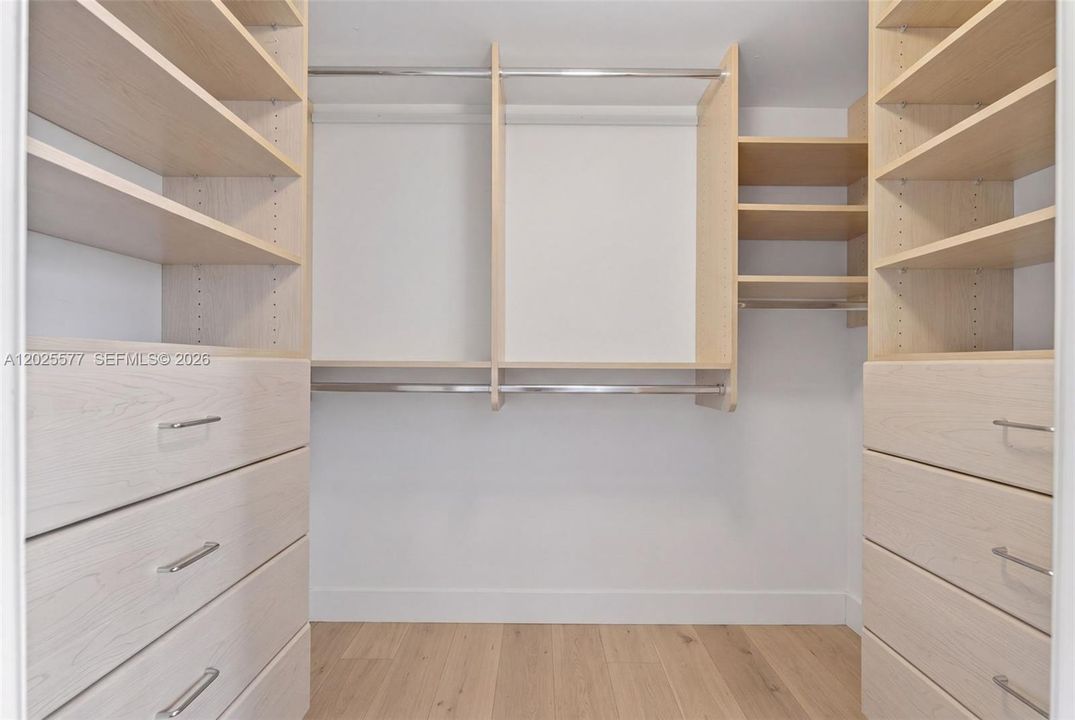 Active With Contract: $1,500,000 (4 beds, 2 baths, 1730 Square Feet)