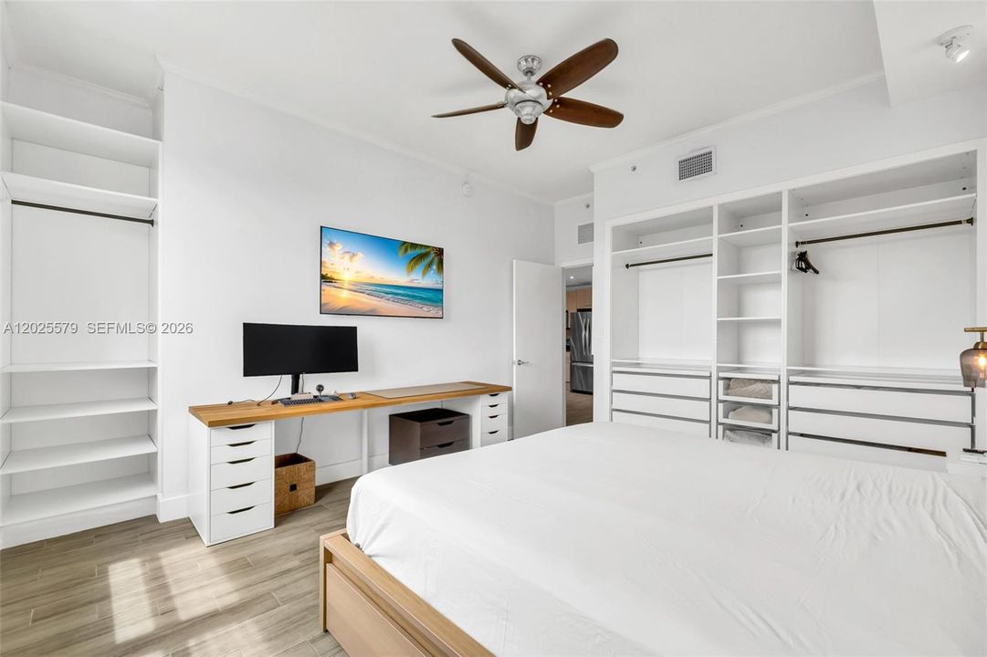 For Rent: $2,250 (1 beds, 1 baths, 788 Square Feet)