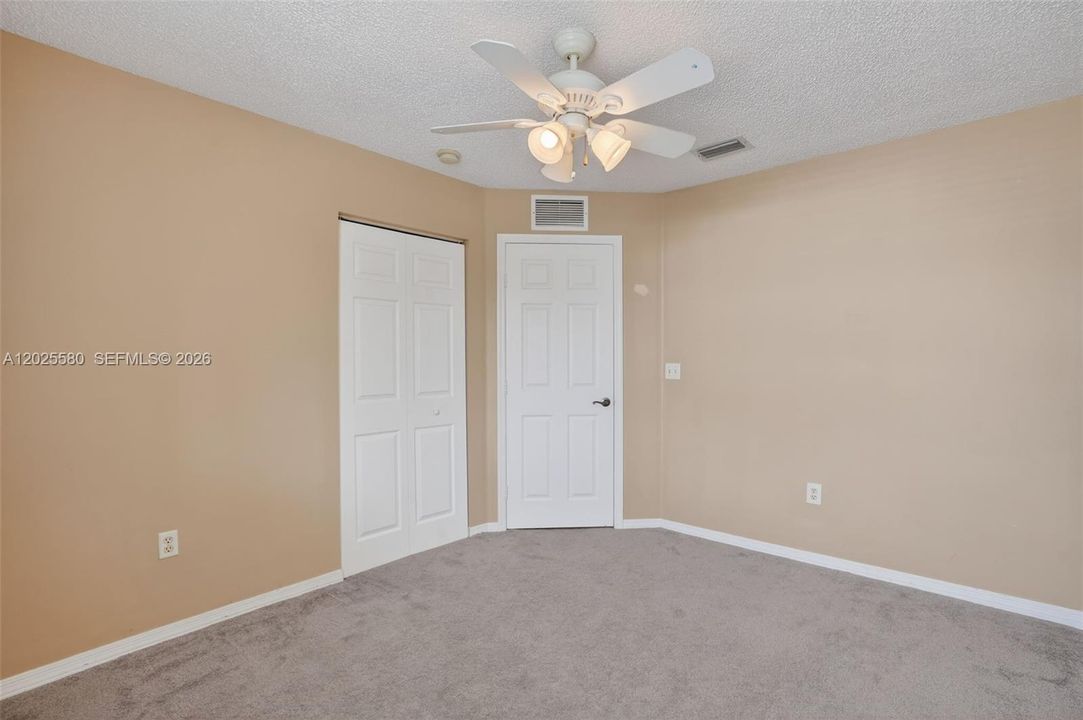 For Rent: $2,700 (4 beds, 2 baths, 1846 Square Feet)