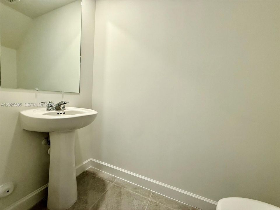 For Sale: $665,000 (3 beds, 2 baths, 1641 Square Feet)