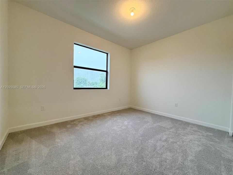 For Sale: $665,000 (3 beds, 2 baths, 1641 Square Feet)