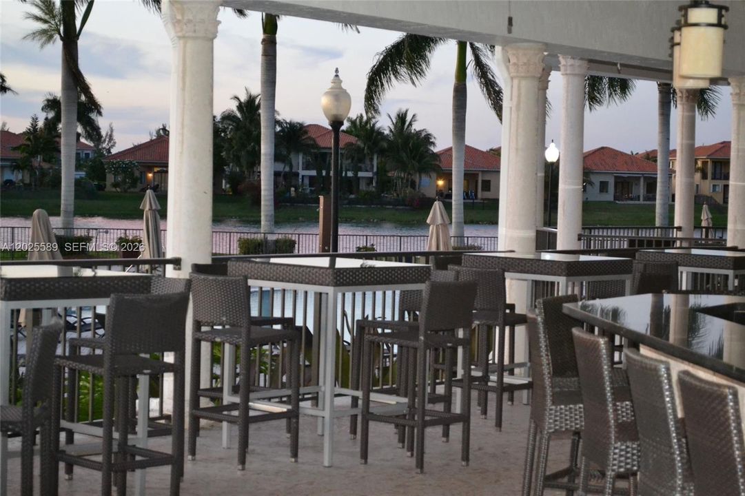 CLUBHOUSE