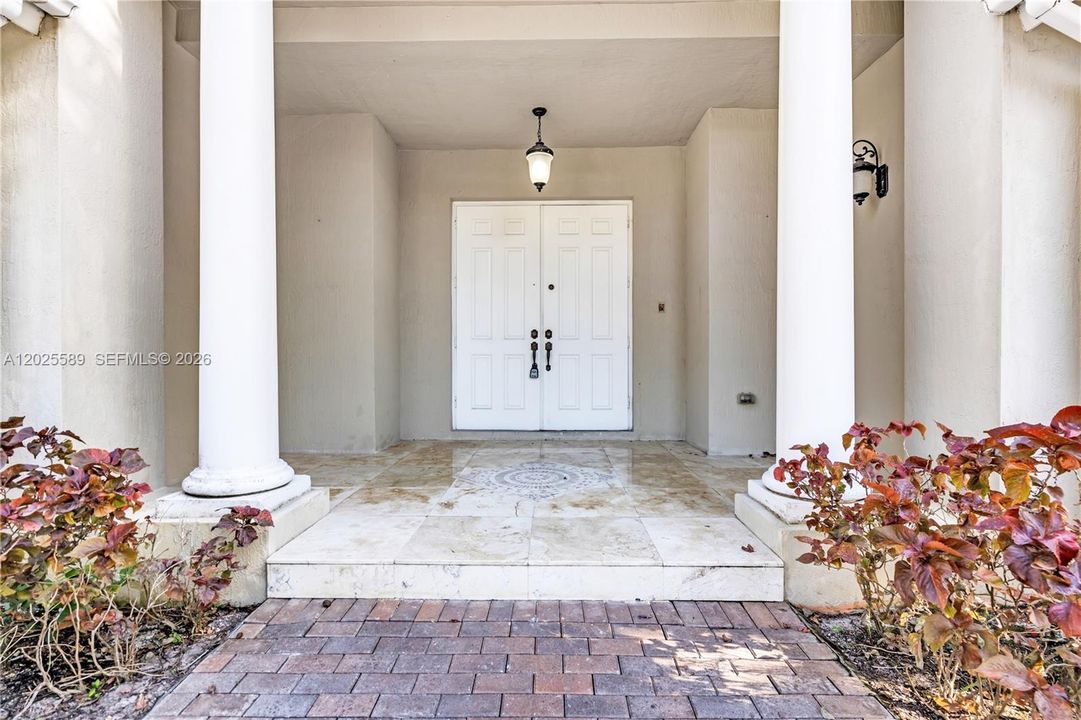 ENTRANCE