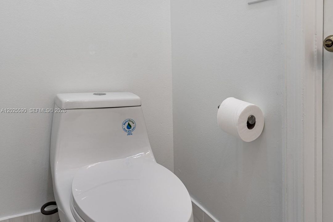 En Renta: $2,950 (2 camas, 2 baños, 1131 Pies cuadrados)