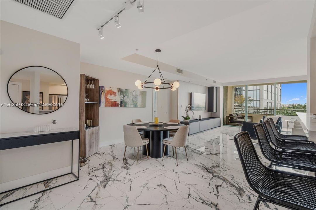 For Rent: $10,000 (2 beds, 2 baths, 1540 Square Feet)