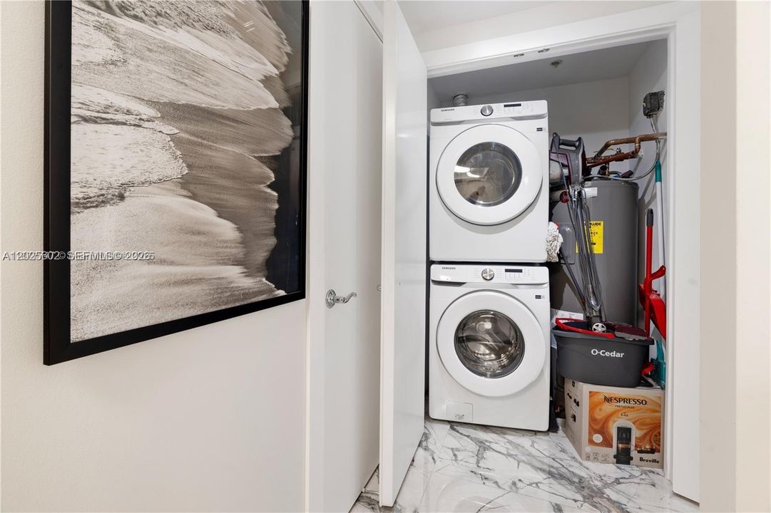 For Rent: $10,000 (2 beds, 2 baths, 1540 Square Feet)