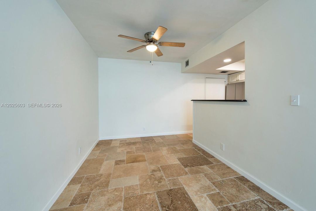 For Rent: $3,200 (2 beds, 2 baths, 1190 Square Feet)