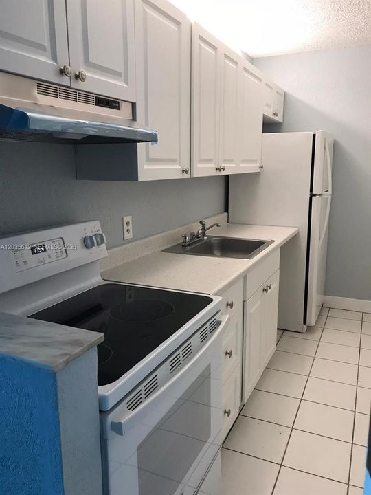 В аренду: $1,685 (1 спален, 1 ванн, 710 Квадратных фут)