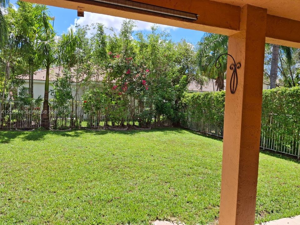 В аренду: $6,400 (6 спален, 4 ванн, 3071 Квадратных фут)