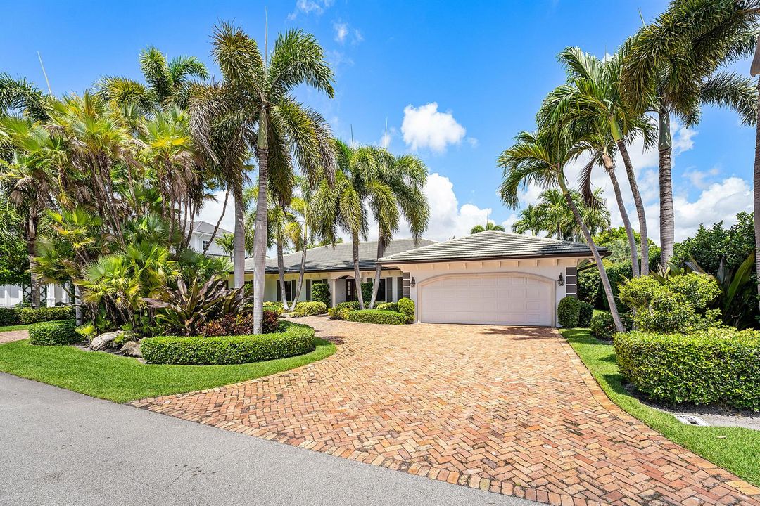 003-1851ThatchPalmDrive-BocaRaton-FL-334