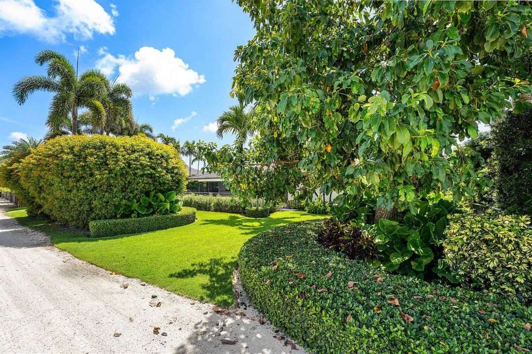 048-1851ThatchPalmDrive-BocaRaton-FL-334