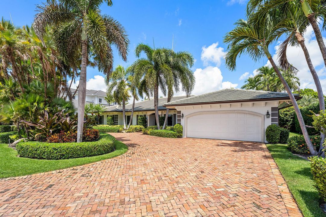 004-1851ThatchPalmDrive-BocaRaton-FL-334