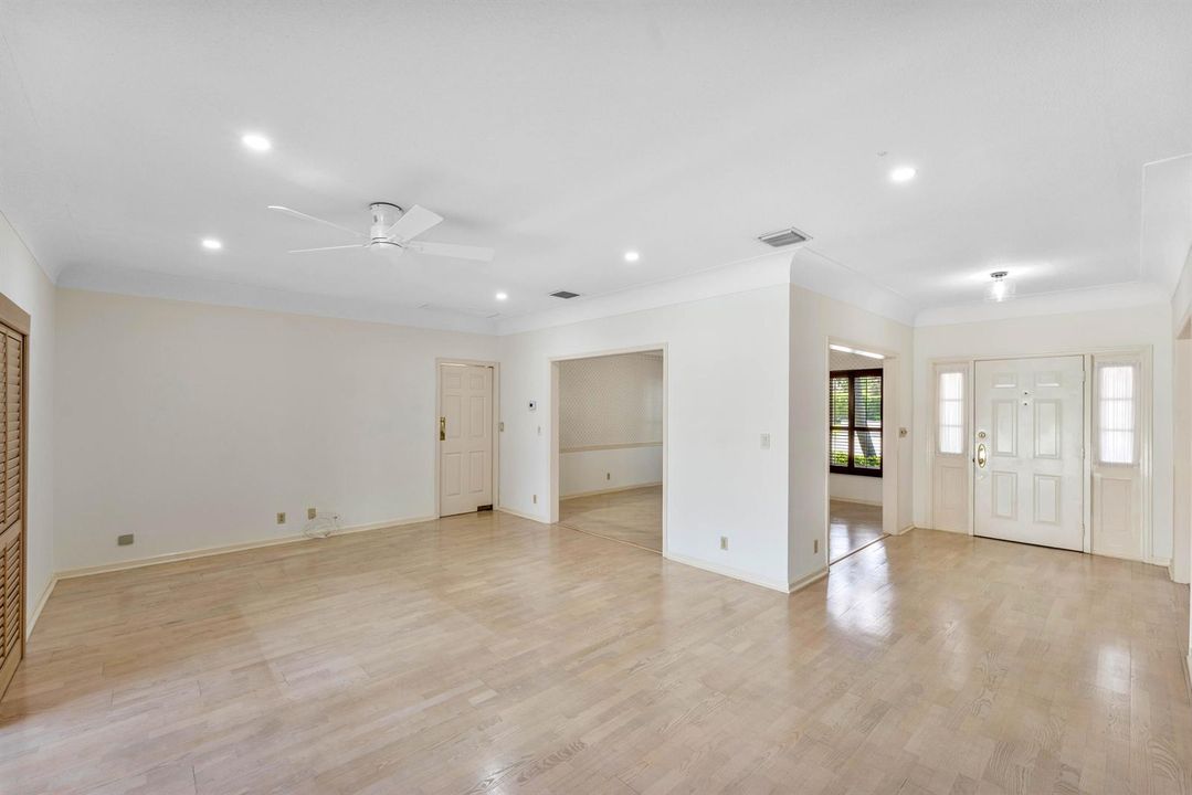 010-1851ThatchPalmDrive-BocaRaton-FL-334