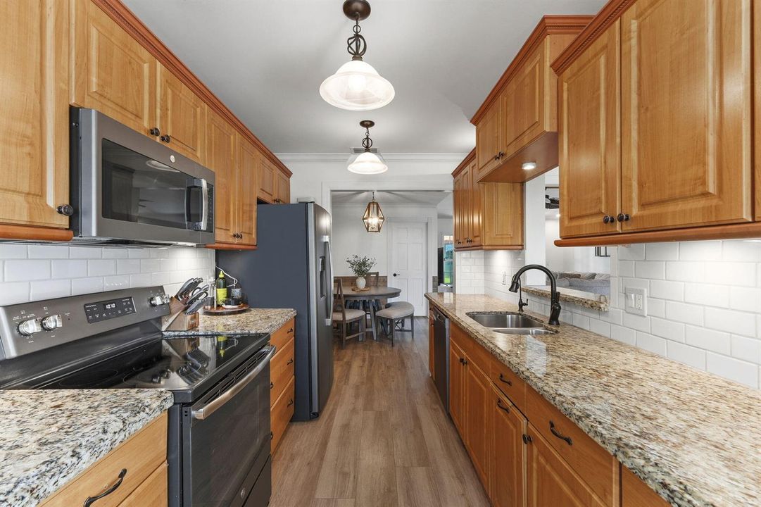 13-web-or-mls-DSC02758K