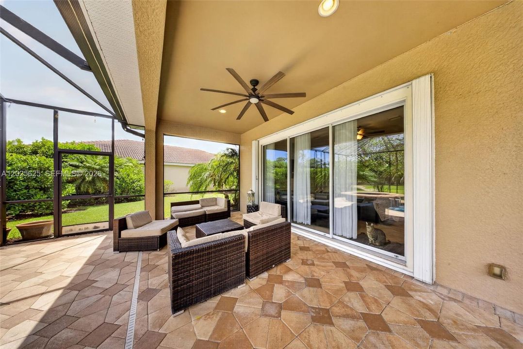 For Sale: $620,000 (5 beds, 4 baths, 3586 Square Feet)